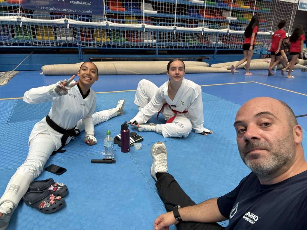Yassmin y Selva antes de competir en el Open de la Alcarria